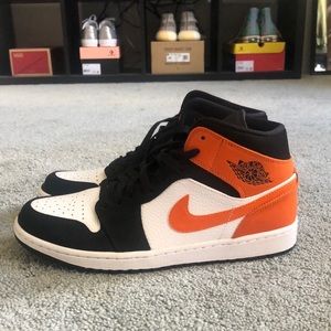 Jordan 1 mid starfish